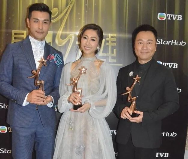 前视帝狮子大开口要求涨薪至500万疑遭黑,面临中年危机不敢妄动 前视帝狮子大开口要求涨薪至500万疑遭黑,面临中年危机不敢妄动