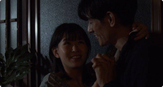 日本限制级爱情片,大叔与萝莉的美丽痛楚,女主牺牲太深 日本限制级爱情片,大叔与萝莉的美丽痛楚,女主牺牲太深