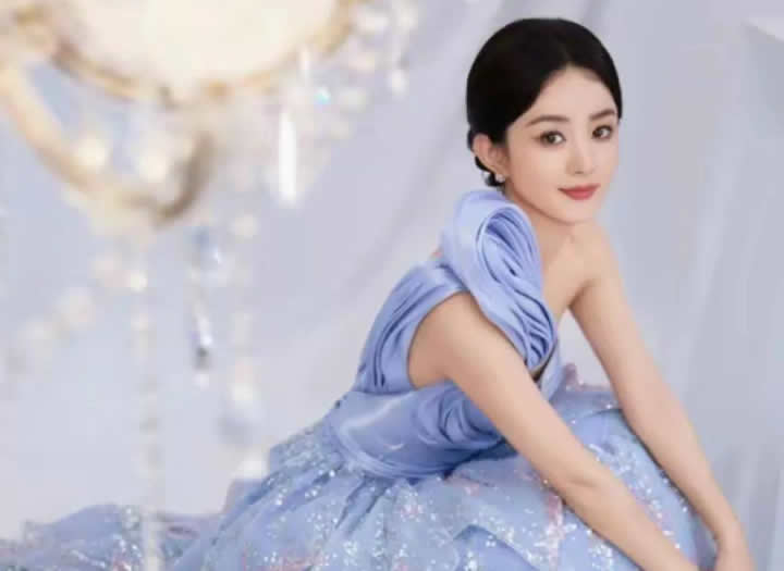 冯绍峰好友曝赵丽颖现状:离婚带娃的女人,根本不敢轻易恋爱