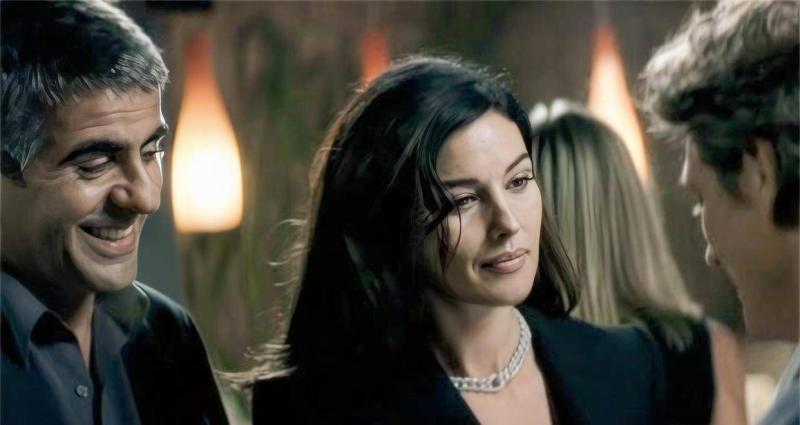 “球花”莫妮卡贝鲁奇10部必看大尺度电影！每部都尽显风韵