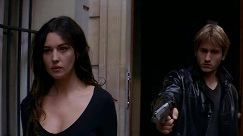 “球花”莫妮卡贝鲁奇10部必看大尺度电影！每部都尽显风韵