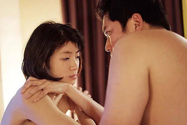 大尺度影片《她的人生没有错》:福岛阴影下的挣扎,平凡女子的双面人生与社会群像 大尺度影片《她的人生没有错》:福岛阴影下的挣扎,平凡女子的双面人生与社会群像