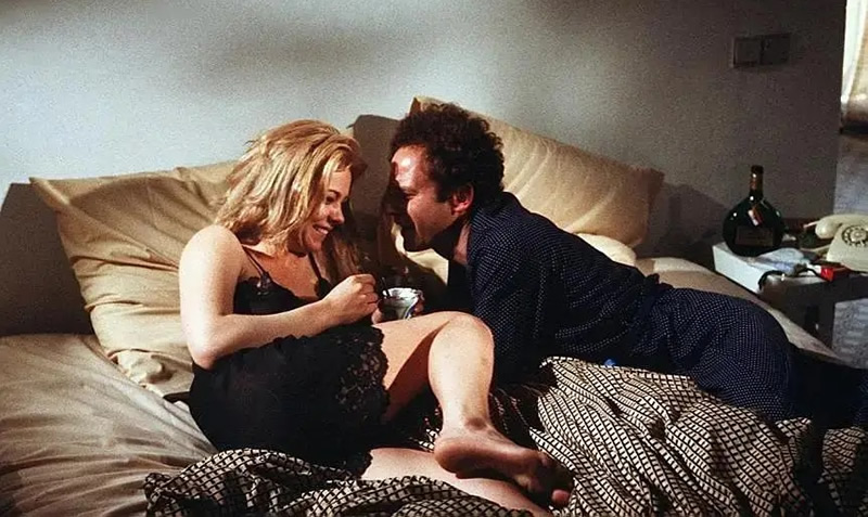 英国大尺度影片,《坏时机》:维也纳迷局中,爱欲失控下的灵魂挣扎与悲剧