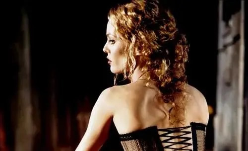 法国大尺度电影《我的天使》:爱与羁绊交织的治愈之旅,于荒诞中探寻温情