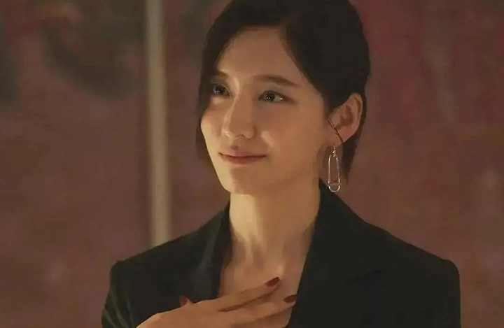 韩国大尺度影片推荐!《财阀家的小儿子》:“大嫂”饰演者朴智炫为艺术献身